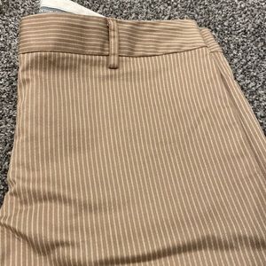 EXPRESS Editor Pinstripe bootcut dress pants size 6. Perfect Condition Trouser